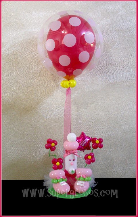 Figura hecha con distorsión y tejido de globos